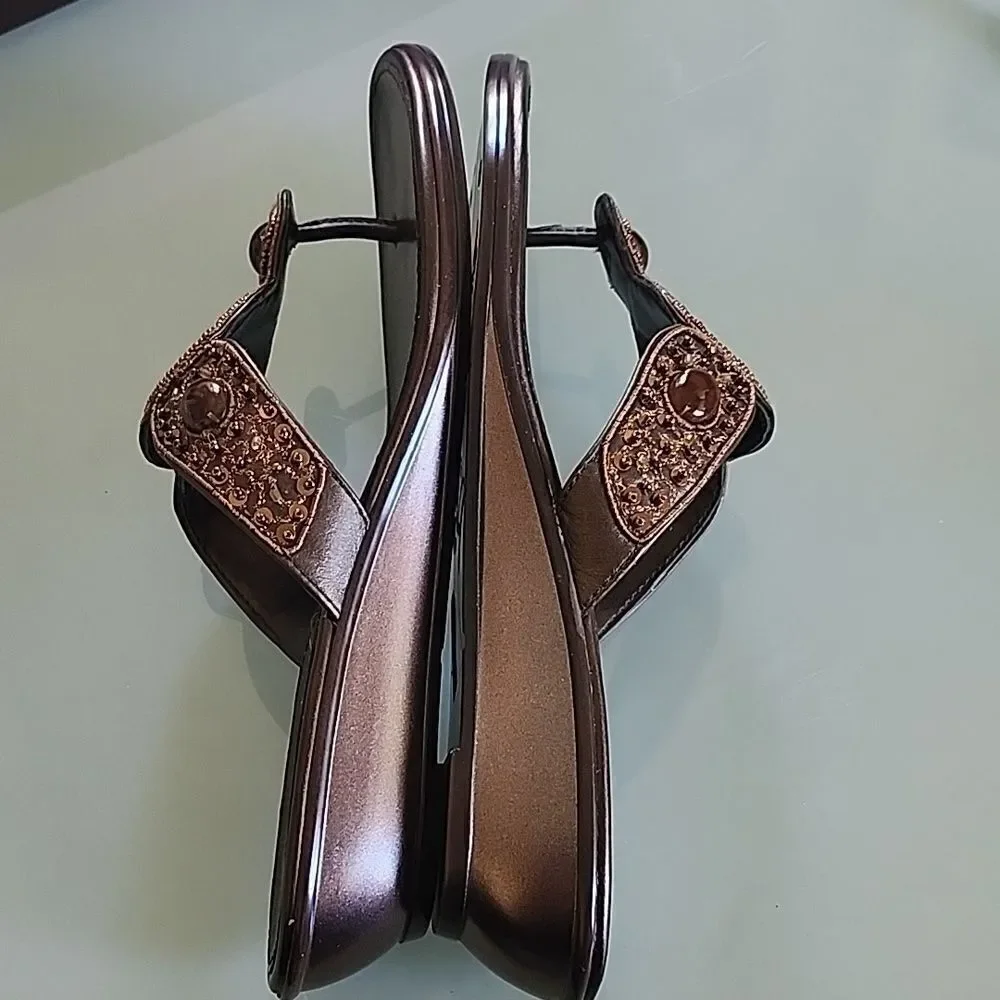 Bandolino Claribel Boho Chic Resort Wear Sandals Size 8.5
